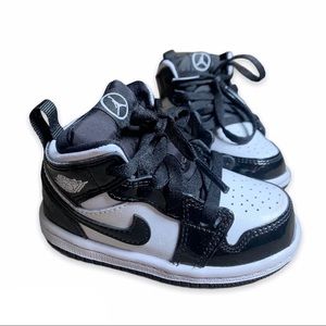 Nike AJ 1 Toddlers Size 6
